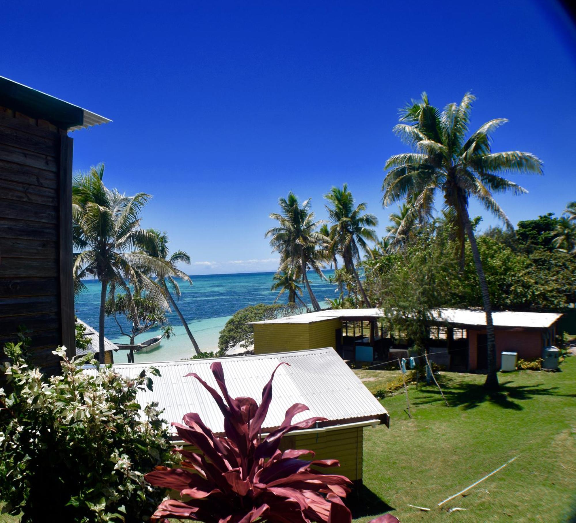 Sunrise Lagoon Homestay Nanuya Lailai Bagian luar foto
